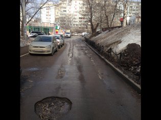 None, Чернореченская улица