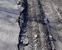 Обращение в региональое отделение Общероссийского Народного Фронта в Алтайском крае
Депутаты Закладинского сельского совета Романовского района обеспокоены плачевным состоянием региональной дороги, проходящей через село Закладное до поселка Тамбовский. В период весеннего паводка с 31 марта 2019 года ведется ремонт дороги, соединяющей село Закладное и поселок Тамбовский. Ежедневно через село Закладное провозят щебень многочисленными большегрузными тонарами весом 45 тонн. В результате чего, асфальтовое покрытие дороги села Закладное почти полностью разрушено, образуются глубокие калеи, поднимается грунт.
Из-за разрушения дороги в село перестали заезжать проходящие междугородние автобусы. Жители села вынуждены выходить 3 км на трассу, чтобы уехать в район или г. Барнаул. Другого рейсового транспорта у нас нет.
 Ремонт дороги до поселка Тамбовский продолжается, а от Закладинской дороги скоро ничего не останется. В связи с этим возникают вопросы Кто? Когда? И Как? Будет ремонтировать Закладинскую дорогу и будет ли ремонтировать вообще?

Совет депутатов Закладинского сельского совета:
Лысенко С.И.
Мальнева М.Ф.
Хандогина Н.В.
Рымарь Н.И.
Чупина О.А.
Скубко С.И.
Байрамова К.К.
Некрасова Т.В.
Трунова О.И.