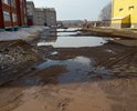 На протяжении 10 лет нет въезда на улицу Дружбы, дорога разбита при строительстве магазина по ул.Трактовой 58Б и до сих пор не восстановлена