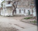 Ремонт ул.Греческой(Чапаева) лет 6-7 назад был сделан напротив здания суда до указанного перекрестка, а далее, а также выезд на Адмиральский бульвар оставлены в безобразном состоянии. Почему?..