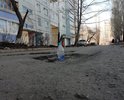 Внутриквартальные проезды по пр. 40 лет Победы в г. Ульяновске д. 10 в ужасном состоянии имеются глубокие ямы. Органы местного самоуправления никак не реагируют.