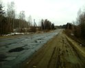 Уважаемые сотрудники ОНФ!

Участок дороги от поворота с деревни Марково до поворота на село Ильинское трассы Шуя - Ковров находится в плачевном состоянии. На повороте установлен знак ограничения скоростного режима - 80км/ч, однако ехать возможно только лишь со скоростью 15-20км/ч.

Прошу изучить данные материалы, проверить и обязать балансодержателя дороги привести хотя бы участок дорожного покрытия в надлежащее состояние.

Подобных участков дороги Шуя - Колобово весьма много.