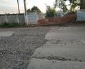 Дорога изначально была не в лучшем состоянии, а этой весной по ней поехали огромные 40-тонные грузовики с глиной, на какую то стройку, после этого от дороги осталось одно название!!!