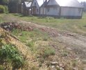 Дороги нет, ремонт только руками местных жителей, строительным мусором.