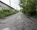 Состояние видно по фотографиям. Больше 5км/ч не разгонишься, в некоторых местах уже цепляешь днищем автомобиля, ходовая часть автомобилей разбивается, кузов весь кренит, в общем  ездить невыносимо. Каждый год одно и тоже, но в этом еще хуже, так как на протяжении двух месяцев ни какие меры по приведению в порядок не принимались.
Хотелось бы знать:
1) когда планируется асфальтирование данного участка,
2) в случае отсутствия указанной дороги в планах строительства, когда будут приняты меры по приведению к соответствию нормативным требованиям.
