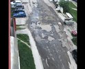 После того,как рядом построили торговый центр и прокладку кабеля осуществляли по нашей улице,дорогу так и не отремонтировали