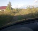 Разбитая грунтовка, проезд весной и осенью невозможен.