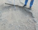 Дорога находится в ужаснейшем состоянии, ремонт никогда еще не проводился, в некоторых местах ямы достигают 20 сантиметров, а в среднем 10-15. Прошу обратить внимание на данный участок так как езда на данном участке очень затруднительна из-за большого количества ям.