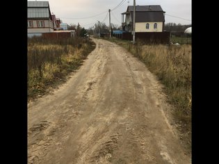 None, Цветочная улица
