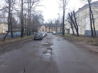 None, улица Александра Ульянова