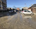 Добрый день! 
Мы, жители 188 квартирного дома, находящего по адресу: г.Славянск-на-Кубани, ул.Лермонтова, 263 - обращаемся с проблемой. 
Участок дороги по ул.Лермонтова, между ул.Проточная и ул.Пионерская пришёл в негодное состояние. Образовалось большое количество ям и неровностей, которые не соответствуют нормам ГОСТ Р 50597-93, в следствии чего могут спровоцировать аварийную ситуацию. Также страдают наши дети, инвалиды-колясочники и мамы с колясками, которые иной раз не могут перейти на другую сторону дороги. 
Просим принять меры по устранению неисправностей на этом участке дороги.