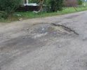 Дорога соединяет гавриловское шоссе с федеральной трассой М5 (окружная дорога) Дорога на этой улице никогда не ремонтировалась со времени ее строительства, даже  ямочного ремонта не проводилось По дороге очень тяжело проехать на машине , тем более пройти пешком. Жители (более 50 дворов) с трудом передвигаются по ней до магазинов, общественного транспорта, в школу, садик.Все обращения по ремонту игнорируются