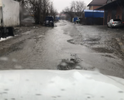 г.Аксай,ул.Пороховая Балка , мимо рынка в низ дороги нет , вода со всего рынка смывает все на своём пути.