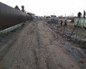 Дорога в принципе отсутствует и несмотря на мои обращения через сайт Dobrodel.ru, администрация не делает ничего для того, чтобы внести ее на карты, а это населенный пункт - деревня Мартемьяново МО, наро-фоминский район, участки ИЖС, мой адрес д.45/2А - дорога начинается с координат 55.520940 37.062883 и заканчивается координатами 55.520735 37.062130. Эту часть деревни просто не замечают. Даже уличного освещения нет. С приходом дождей эта грунтовая дорога превращается в непроходимое месиво...круглый год. Проехать на автомобиле так тем более нельзя