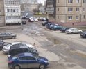 Глубокие ямы на проезжей части. Положите пожалуйста асфальт.