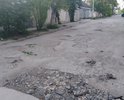 На участке ул.Первушина от перекрестка с ул.Степаняна до перекрестка с ул.Речной большое количество ям, глубиной достигающих 12см, которые полностью покрывают ширину проезжей части.