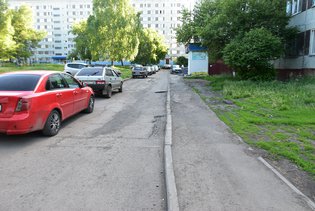 None, бульвар Строителей, 50/2