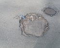 Вся дорога в больших и малых ямах