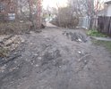 На выделенном участке улицы Литейной вообще не имеется асфальтового покрытия. Дорога полна неровностей и ям.