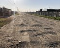 дорога находится в отвратительном состоянии, грейдеруется 1-2 раза в год, всё остальное время находится примерно в подобном состоянии. с одной стороны находится войсковая часть, с другой - Уссурийское Суворовское военное училище. Проезжие части улиц Афанасьева и Лермонтова заасфальтированы, а соединяющая их дорога - в ужасающем состоянии. При том, что этот участок находится в 3-5 минутах от центра города.