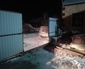 На пересечении ул. Красноармейская - ул. Тони- Меньшениной в районе дома №70, постоянно въезжает авто транспорт двигающийся по ул. Тони Меньшениной.
В результате чего повреждают забор, ворота, конструкцию частного дома, придомовые насаждения, опора ЛЭП, бордюрные ограждения.
Предложения: установка "Искусственной неровности" для снижения скоростного режима на данном участке а также установка барьерного ограждения на Т-образном перекрестке ул. Красноармейская - ул. Тони Меньшениной.