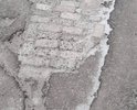 Ул.9 января, вся во множественных ямах и выбоинах.Из под асфальта виднеются старые кирпичи. Требуется КАПИТАЛЬНЫЙ ремонт данного участка, длиной 1.28км.