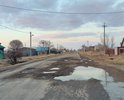 Прошу обратить внимание на дороги общего пользования(ходит рейсовый автобус)  относящиеся к краевым дорогам Приморского края (ул. Ленинская, Чкалова и местного значения - ул.Гарнизонная, Звездная).Каждый год получаем официальный отказ от ремонта со ссылками на нехватку денежных средств на ремонт дорожного полотна, между тем каждый год тратятся деньги на формальный ямочный ремонт,который не затрагивает ям, в итоге ямы невозможно объехать даже по обочинам!!!