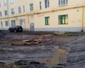 приведите в порядок дворовую территорию