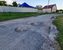 По ул. Пушкина и Салова убитый асфальт уже много лет.Так же требуется тротуар и освещение. Места хватает только для проезда одной машины.