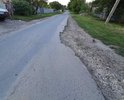 По ул. Пушкина и Салова убитый асфальт уже много лет.Так же требуется тротуар и освещение. Места хватает только для проезда одной машины.
