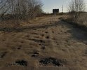 Производили ремонт дороги Глушни-Ногино-Рядобжа-Шенихово, по непонятным причинам  между д.Ногино и д.Рядобжа участок остался без асфальта. Просто ложили асфальт, затем около 300 метров не положили, а потом снова положили асфальт.