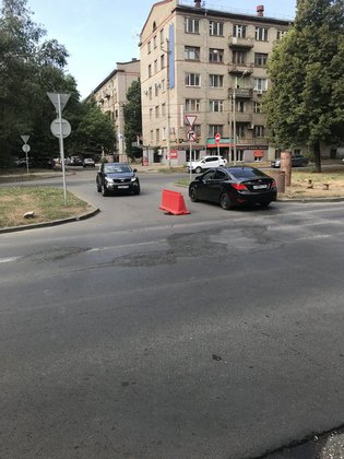 None, Ново-Вокзальная улица