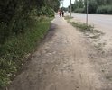 Тротуар по адресу(ул.Транспортная д. 2Г до ул. Транспортная д. 16)в очень плачевном состоянии. Сейчас начинается сезон дождей, пройти можно только по обочине дороги. Проходимость данного участка большая, так как большая часть производственных площадок находится в конце данной улицы (Гусар, Баутекс, СтеклоВолокно и другие), так же почта РФ и Сбербанк.
