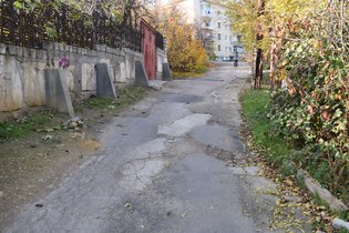 None, улица Бирюлёва