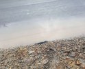 8 ноября 2021 года делали новое покрытие дороги по улице Комарова. На следующий день пошел дождь и перед домовладение по адресу ул. Комарова 112 образовалась огромная лужа. Вот результат ремонта дороги. Требуется перестелить дорожное покрытие, без образования луж в дальнейшем.