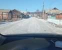 Покрытие песчано-гравийная смесь 70-ых годов, выбоины, ямы, но достаточно твердая. Требует небольшого ремонта подушки и укладки или железобетонных плит так как дорога второстепенная но является сквозной до Автовокзала и проходит мимо Церкви от региональной дороги Турунтаево-Шергино поэтому характеризует туристам облик села. Считаю что укладка бетонными плитами обойдется бюджету ОНФ гораздо дешевле. Нет пешеходной дорожки хотя бы одной. Грейдер пускать сложно каждый раз из-за габаритов его. в центре села. Рядом находятся магазины и библиотека общественная, то есть объекты социальной инфраструктуры, необходимо также подумать о ливневке так как улица с уклоном примерно 5 градусов по направлению к региональной дороге. Улицу необходимо делать всю. Кроме того ведет к аптекам и пожарной частии почте.