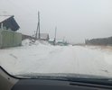 Улица Школьная в 2021 году подтоплялась поэтому силами штаба ЕДДДС была на 6% отсыпана. Необходимо поднять полотно выше и уложить бетонными плитами. Часто подтапливается через каждые 6 лет. Грунт гравий и песок. Ведет к мосту который разрушен частично. На болоте находится. Полотно дороги крепкое. Делалась последний раз в 2000 годе.