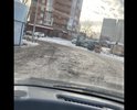 Единственный путь к домам по улице Фурманова 17,15,13 вся в ямах. Машина постоянно чиркает дном, буксует по льду. Таксисты отказываются ехать.