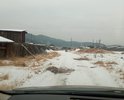 Проулок является сквозным для хознужд и проезда между улицами сделан только на 45% в 2018 году отсыпан частично. Необходима дальнейшая отсыпка по направлению к реке и доработка. Пользуются в зимнее время так как грунт глина и дерн . Низина. Знаков нет. Необходима укладка бетонными плитами и ливневка. Находится на низком участке. Средств не хватает.