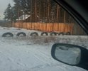 Дорога не асфальтирована. Уместным будет покрыть бетонными плитами. Грунт песок. Необходима ливневка Уклон местами свыше 15 градусов. Новостройки. НЕ делалась никогда. Знаков нет. Грейдируется иногда. Есть ямы выбоины, зимой скользко. Натоптана просто авто. Средств не хватает.