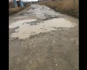 Дорога вся в ямах, после дождя большие лужи. В районе школы №11 г. Феодосия, пгт. Приморский и гаражных кооперативов «Космос - Прим» и «Прибой».