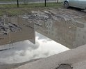 Дорога в ямах. Нет освещения Нет пешеходной дороги. Рядом находится СК Молодежный, ходит много детей