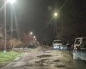 Дорога гравийная, Уже лет 5 никто ничего не делает. Жители улицы куда только не обращались, результата нет. Ямы, грязь, болота вместо дорожного полотна. Пешком не пройти, на машине не проехать. Уже 2 года как активно обращаемся везде, в ГИБДД, прокуратуру и т.п. толку нет, только отписки, что на контроле плохая дорога, а как ее ремонтируют и когда, никто не контролирует. Ждем помощи от ОНФ.