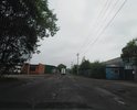 Дорога была разбита до ремонта трубопровода. В 2020 году дорогу раскопали и оставили на зимний период без ремонта. Сегодня частично провели профилирование, но так как на данном участке большая нагрузка, то все ямы образовались снова.