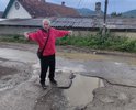 Болше 5 лет !!! абсолютно разбитая дорога при въезде в курортное село