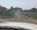 Проезд в 1 квартал село Турунтаево. Ремонт был сравнительно недавно но мусоровозы и крупные авто продавили тонкий слой асфальта. Его подсыпают шлаком, но он с каждым годом продавливается глубже. Колея, асфальт изломан связано с тем что основании дороги глинистое. НЕобходимо основание заменить гранулированным щебнем и потом укласть асфальт. При предыдущем ремонте основание не менялось. Постоянно лужи после дождя авто с низкой посадкой проехать не могут. выступы на ямах выше 7 см местами.