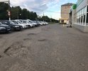 Из-за большого потока автомашин к магазину 5ки(в том числе и автомашин самой 5ки для разгрузки продукции), страховой компании и детской школы и жилых домой по Маршака очень сильно разбита дорога при съезде с основной дороги Гагарина.