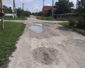 Плохая дорога от ул. Батарейная до ул. Победы. Отсутствует тротуар.