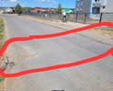 В двух местах по всей ширине дорожного полотна образовался провал грунта, с каждым разом провал становится глубже,в связи с чем затрудняется движение на автомобиле. На фото не очень хорошо видно провал