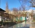 Республика Крым, г. Феодосия, пгт. Приморский, ул. Прорезная.
Дорога в плохом состоянии. Ямы, лужи, разбитый асфальт, отсутствует ливневая канализация. Там находятся частные дома. Дорога ведёт к 20 школе.